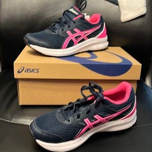 EUC- ASICS NAVY BLUE & PINK - 7.5 WIDE SNEAKERS 👟👟